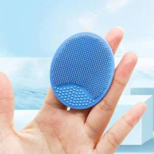 Cepillito de Silicona para Bebé – Limpieza Suave y Segura (perfecto para costra láctea). Celeste